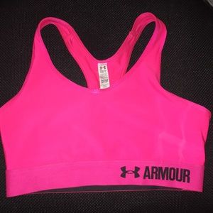 UnderArmour sports bra
